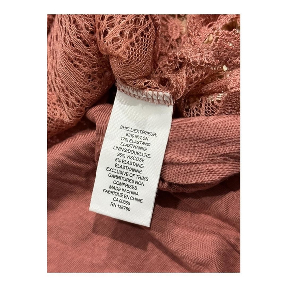 RW&CO Shirt Womens Extra Small Pink Lace Overlay Sleeveless Lined Blouse Top - Picture 5 of 6